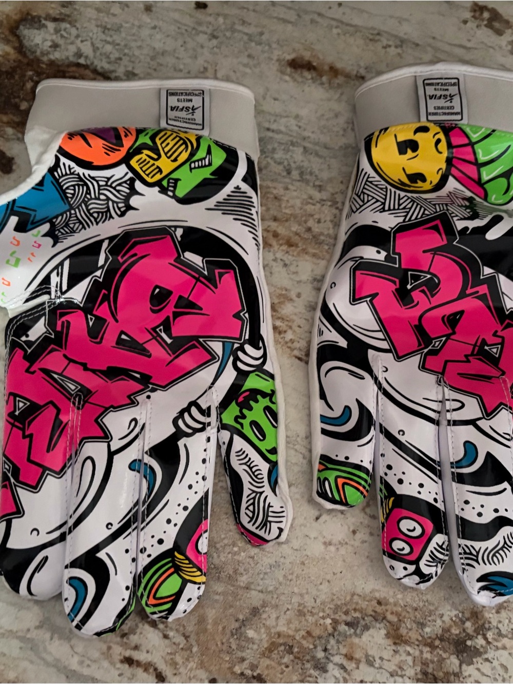 Battle DoomWhite Graphic Print Gloves with Pink and Multicolor Accents